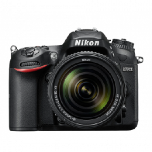 Nikon D7200 DSLR 24.2 MP With 18-140 mm Lens